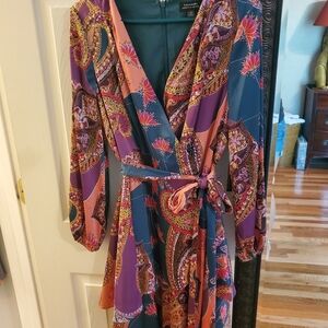Tahari Teal Muti Color Boho Long Sleeve Mini Dress Paisley print V neck Size 10